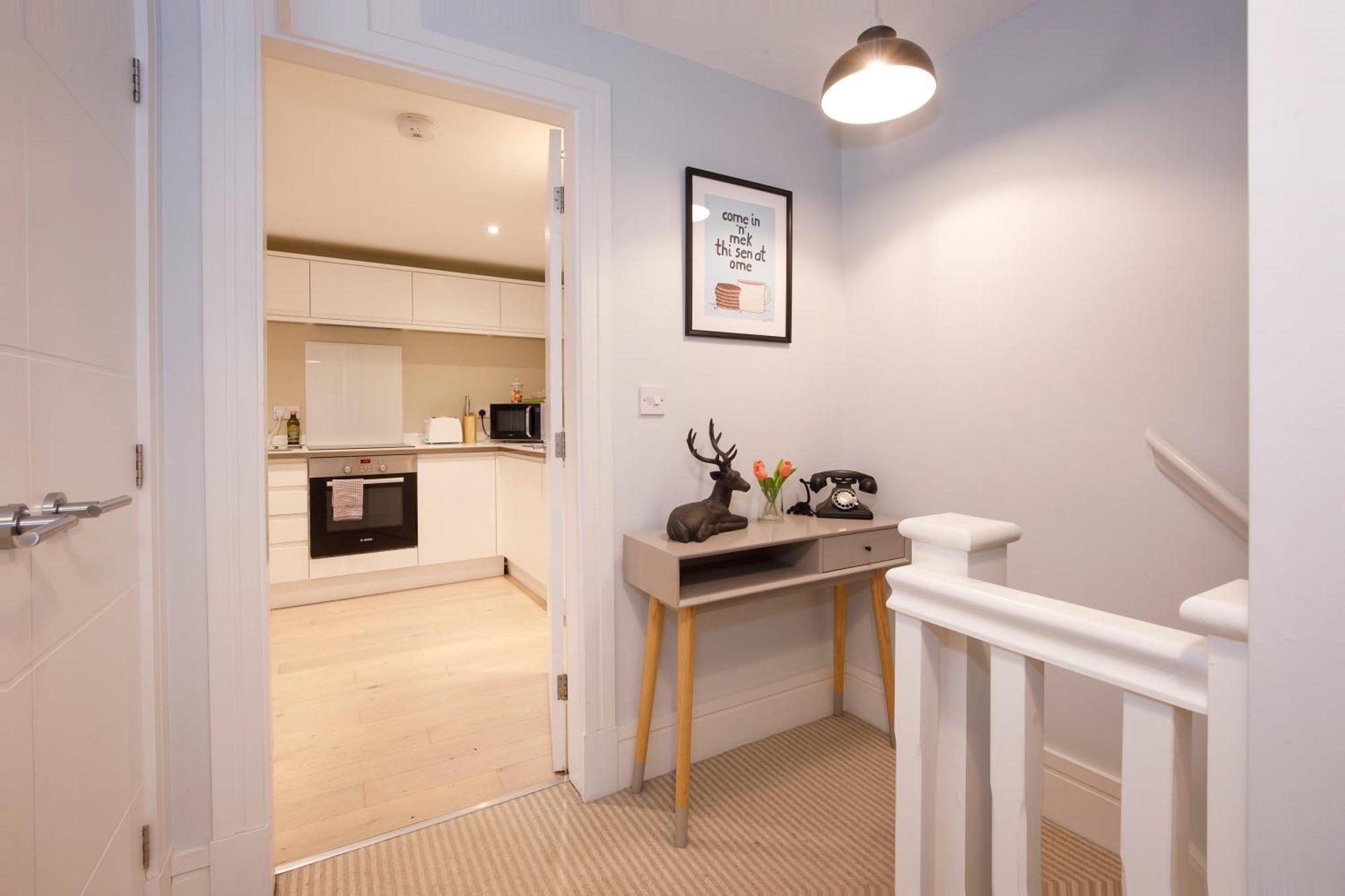 Compton Lodge Luxury Apartment-Free Parking 约克 外观 照片