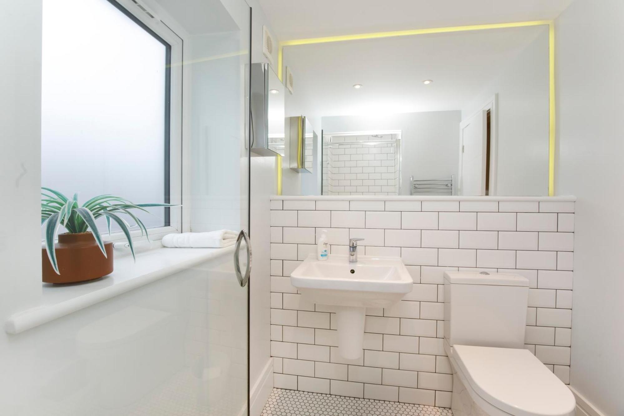 Compton Lodge Luxury Apartment-Free Parking 约克 外观 照片